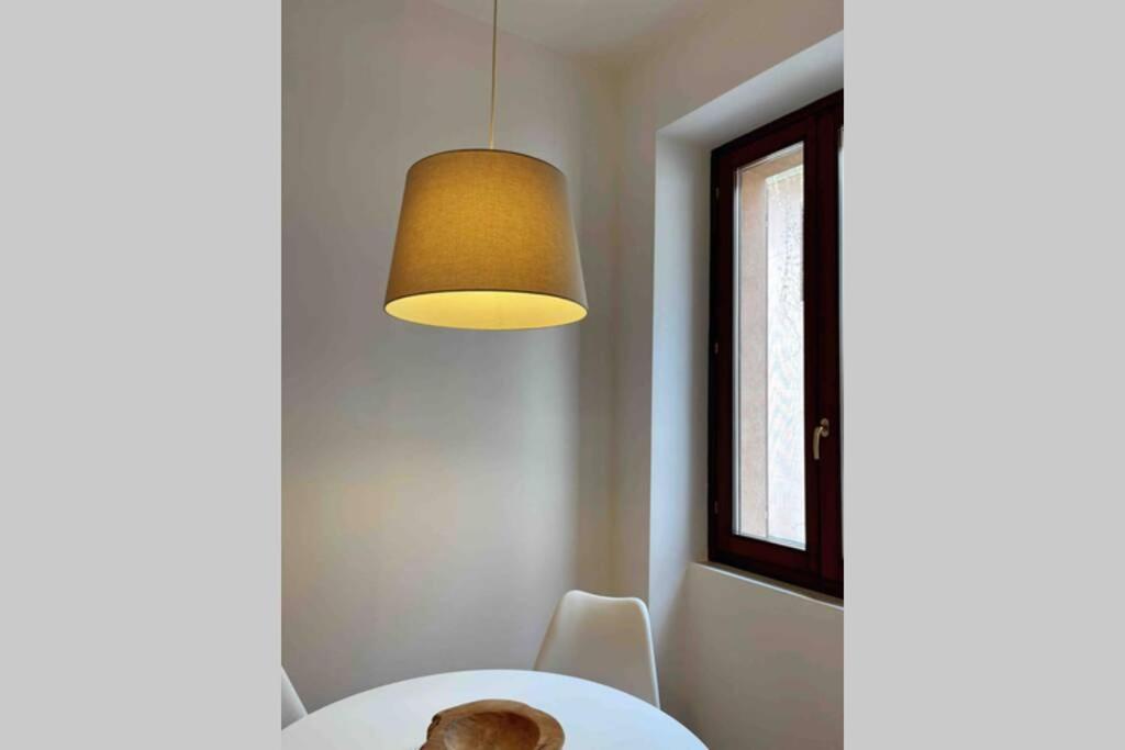 Unconventional Apartment: Centro Storico Con Bici Mantua Exterior foto